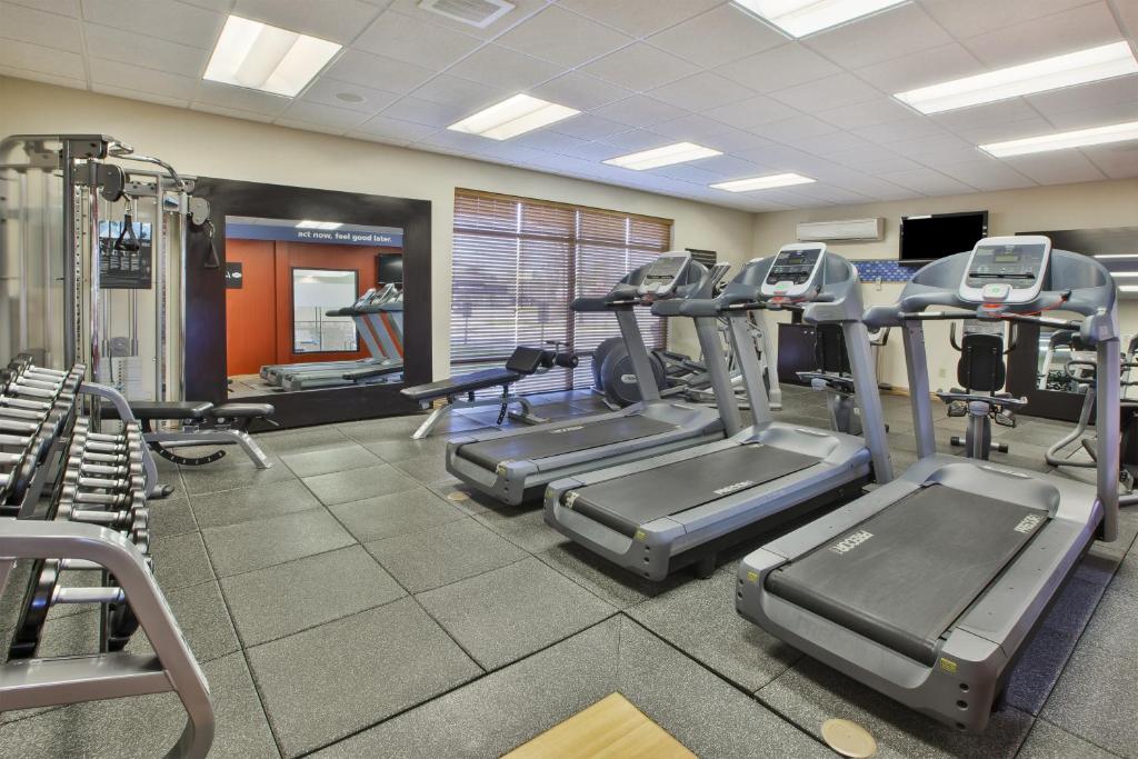 Hampton Inn & Suites Plattsburgh image 15