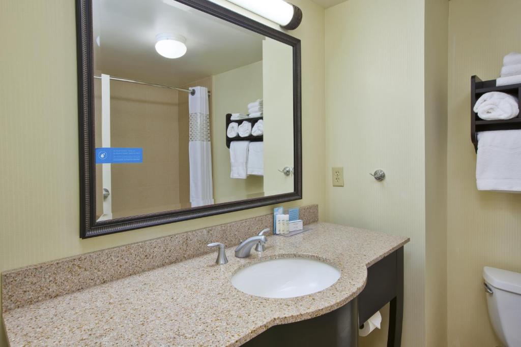 Room image 6